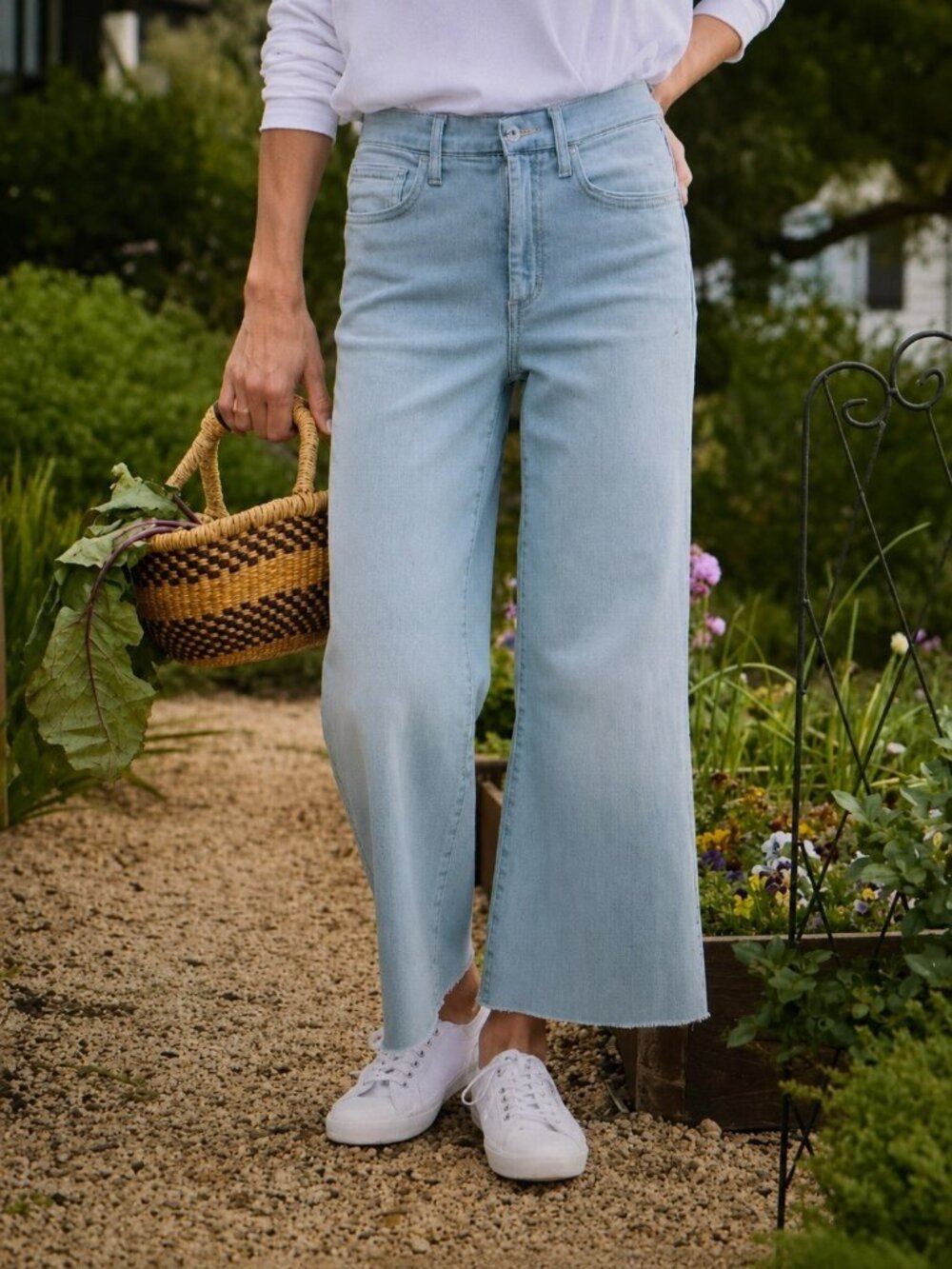 NWOT Frank & Eileen Womens 31 Galway Wide Leg Jean Light Blue